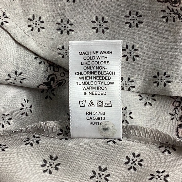 Maurices Women’s Size Med. Sheer Blouse - Picture 5 of 10